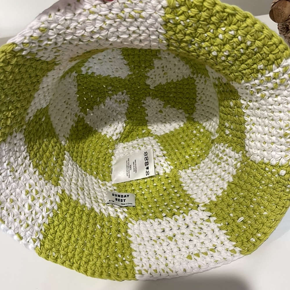 Bucket hat - Picture 3 of 3